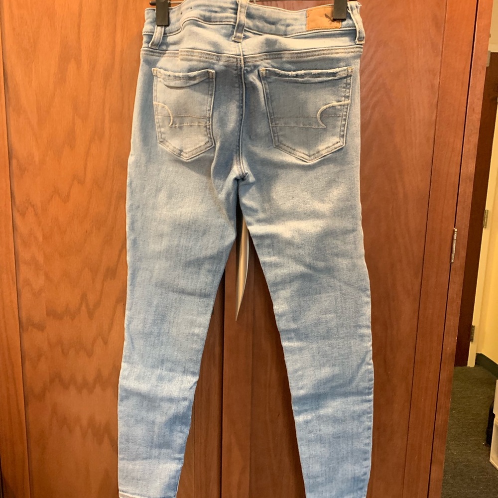 Light Washed Jeans - Picture 2 of 2